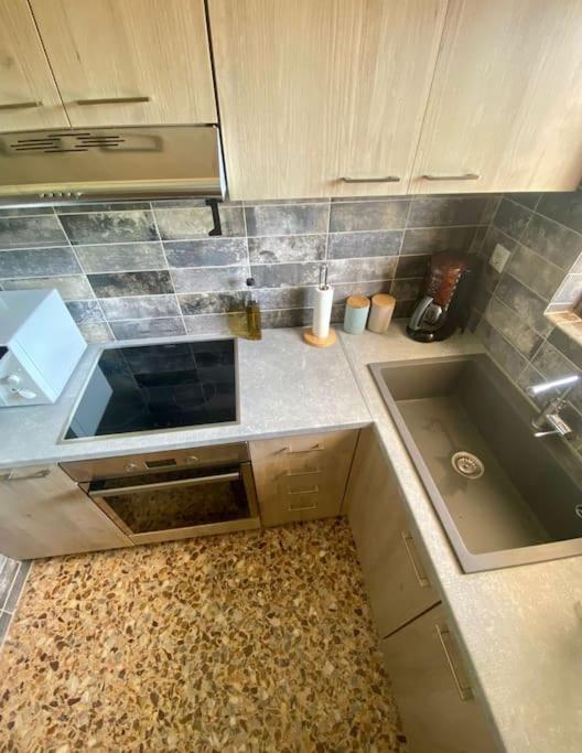 Apartament Τέσσερις Εποχές Aetos  Zewnętrze zdjęcie